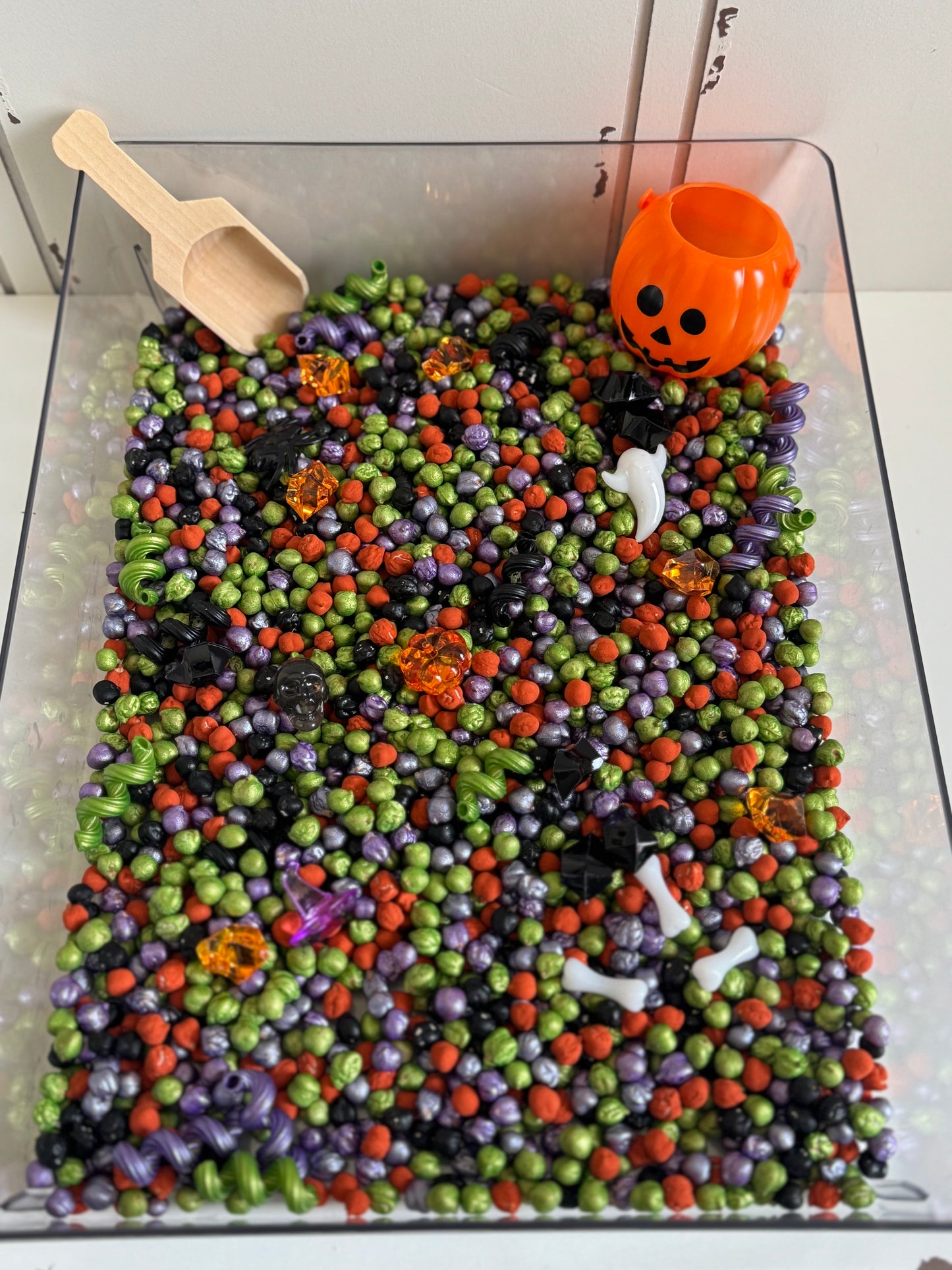Halloween Pour & Play